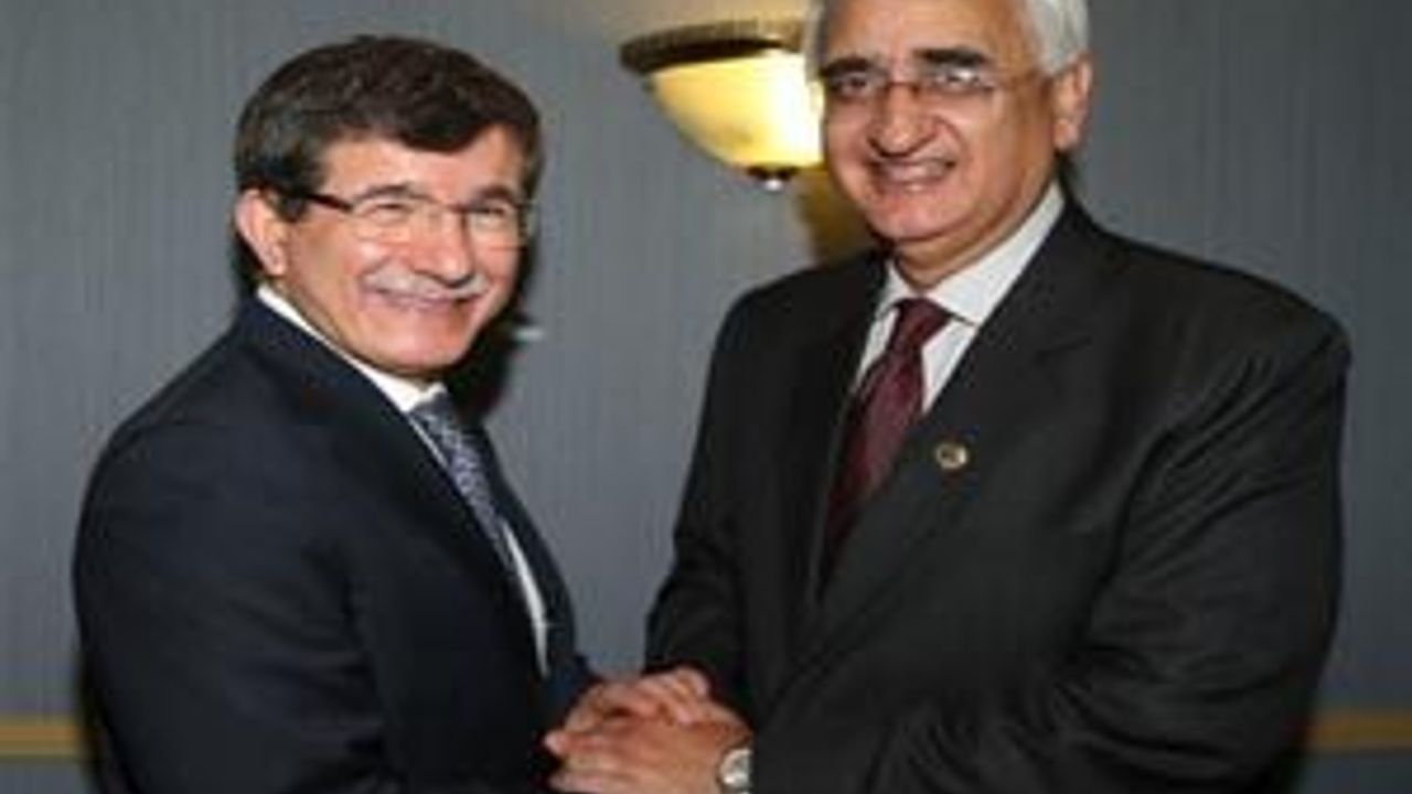 Indian foreign minister in Turkey to improve ties