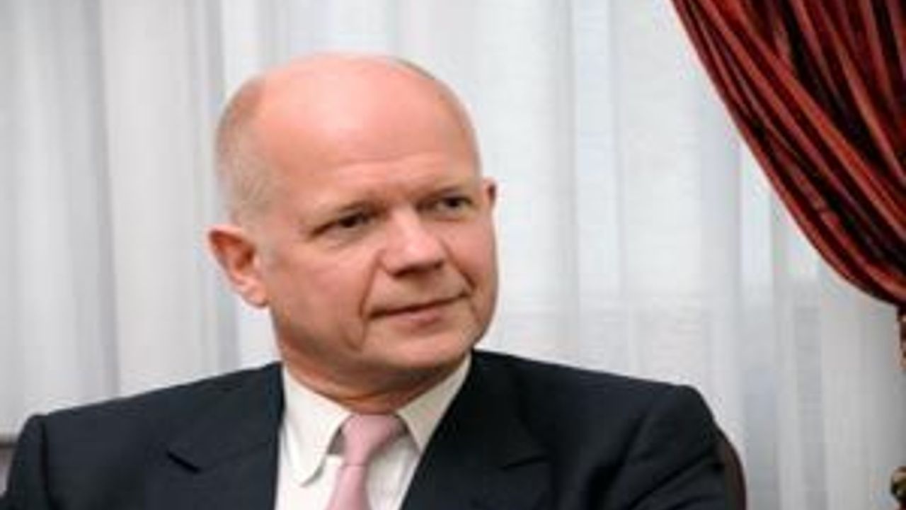 William Hague condemns Egypt violence