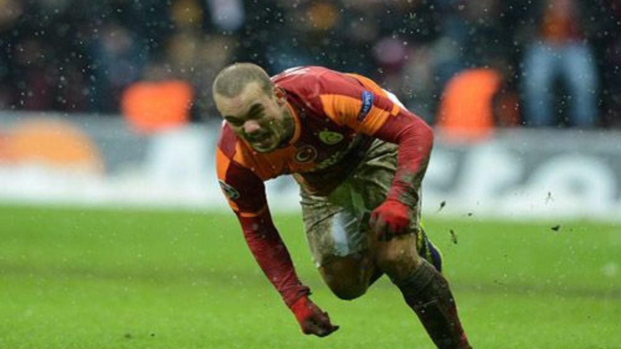 Galatasaray knocks Juventus out of Champions League