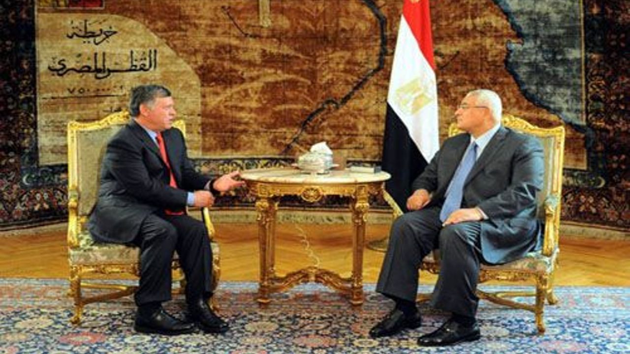 Jordan king meets Egypt president on 1st visit by Arab leader