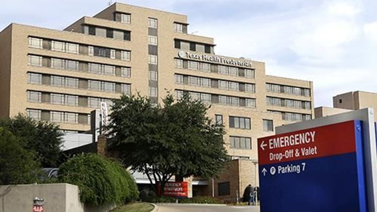 Second United States health worker confirmed infected with Ebola