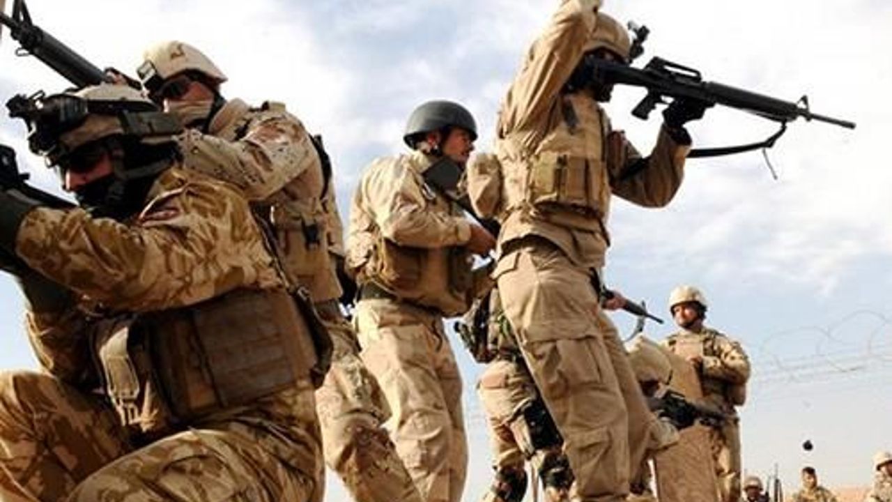 17 civilians killed in bomb blasts and 43 ISIL militants killed, Iraqi army says