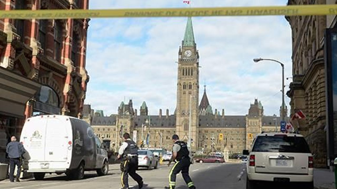 Multiple shootings in Canadian capital kills soldier