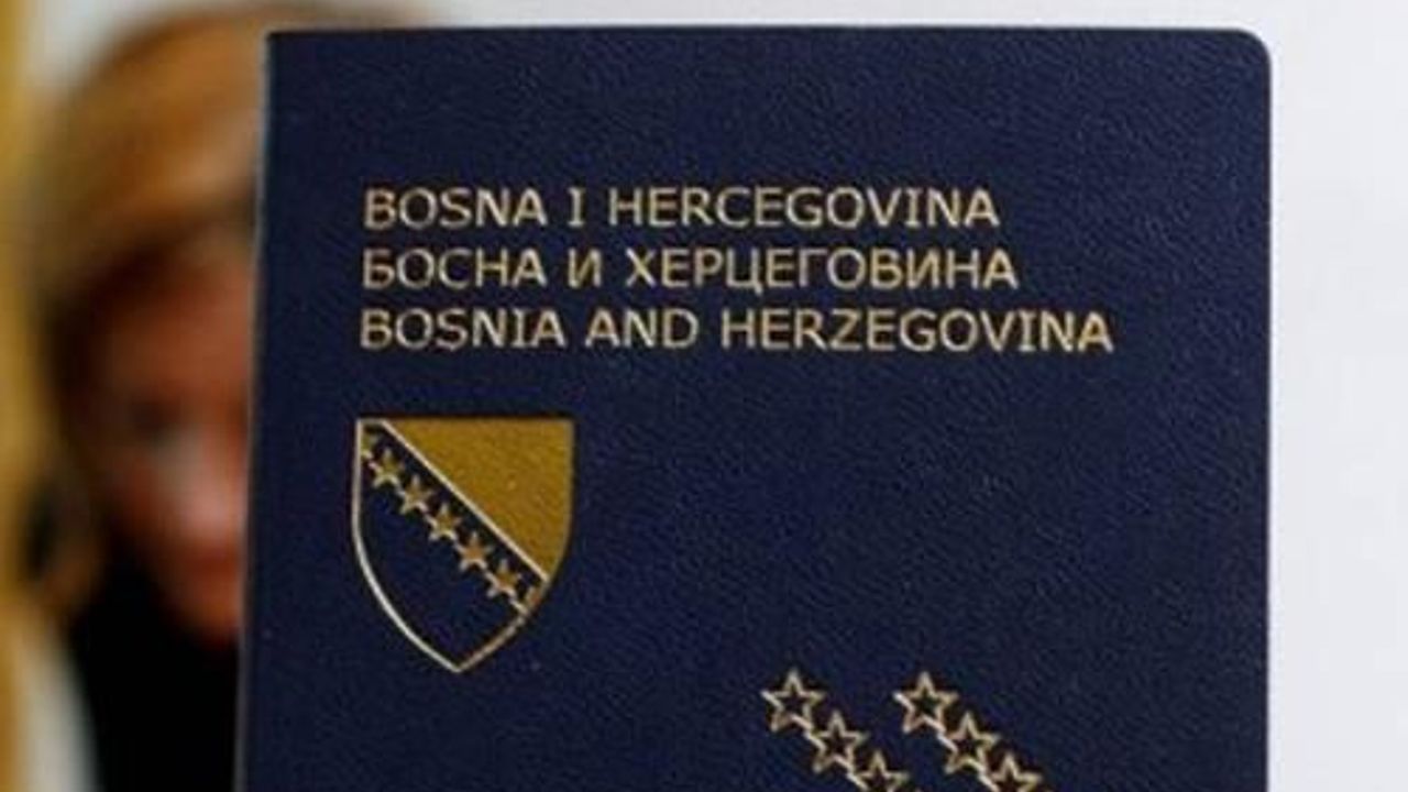 Bosnia-Herzegovina the first country in the World with new generation of passports