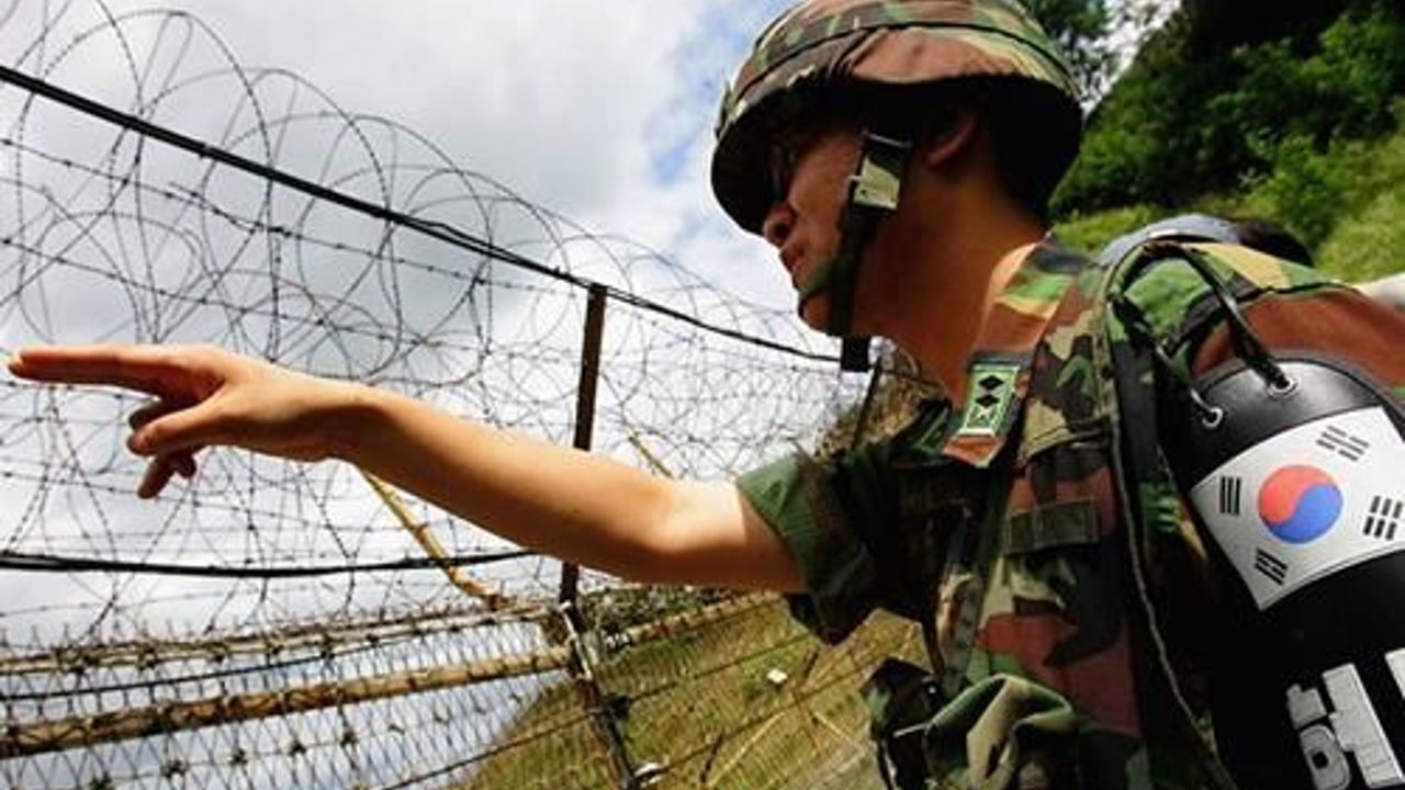 South Korea fires warning shots at tense border