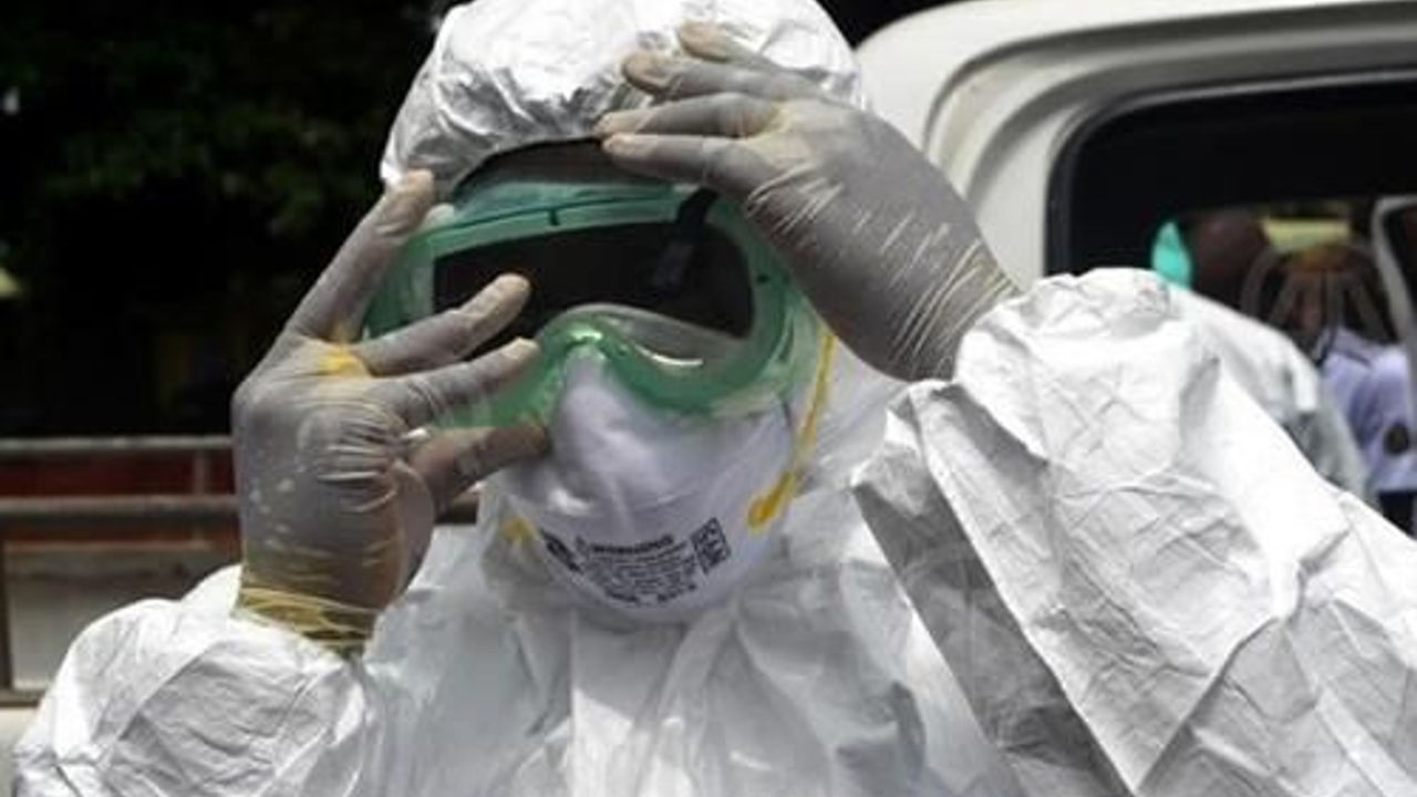 Ebola-hit Sierra Leone searches homes, bans festivities