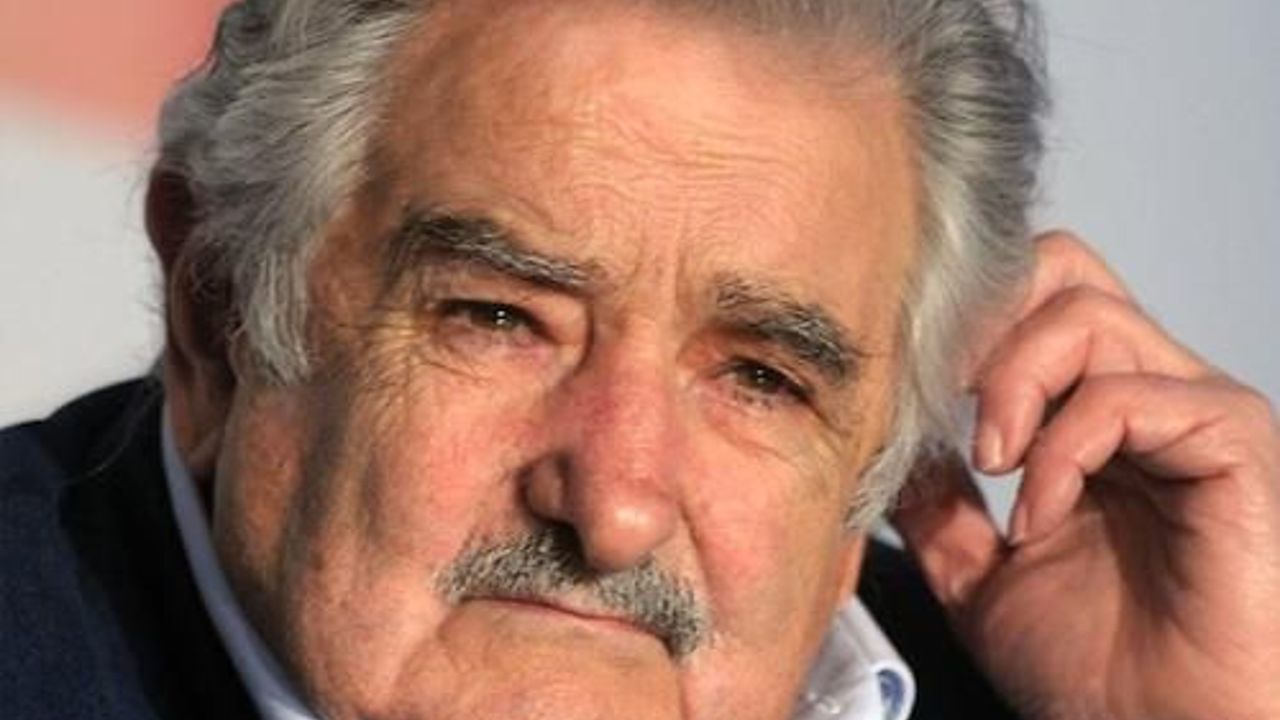FIFA ban of Suarez &#039;fascist&#039; says Uruguayan president Mujica