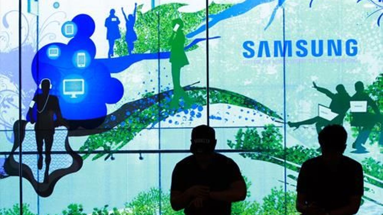 South Korean phone giant Samsung under pressure over cancer deaths
