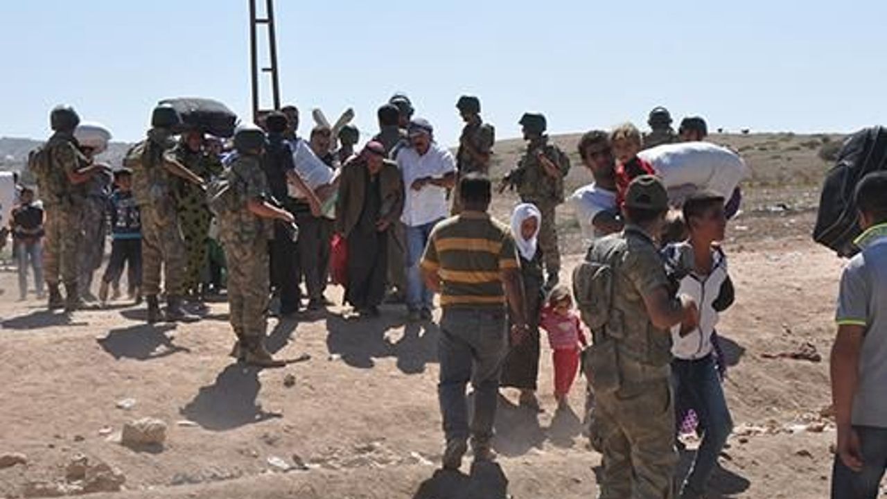 United Nations praises Turkeys open border for Kurds fleeing ISIL