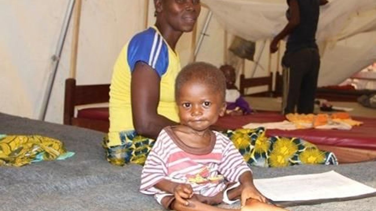 Uganda carries out door-to-door polio vaccination