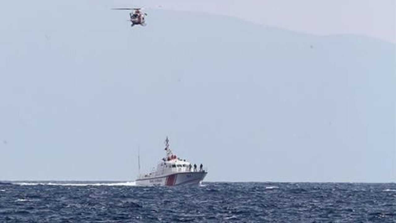 2nd refugee ship in a week lands in Italy