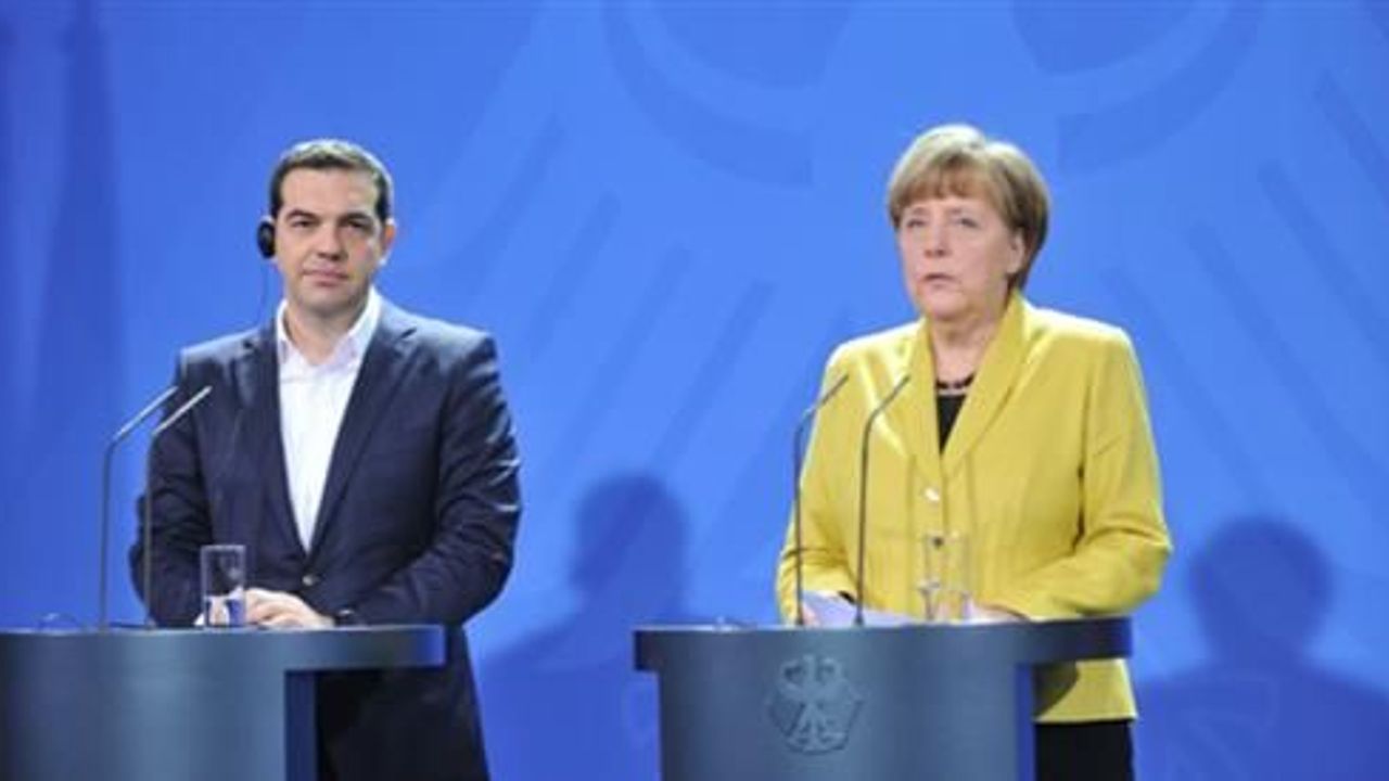 Merkel dismisses Tsipras claim for WWII reparations