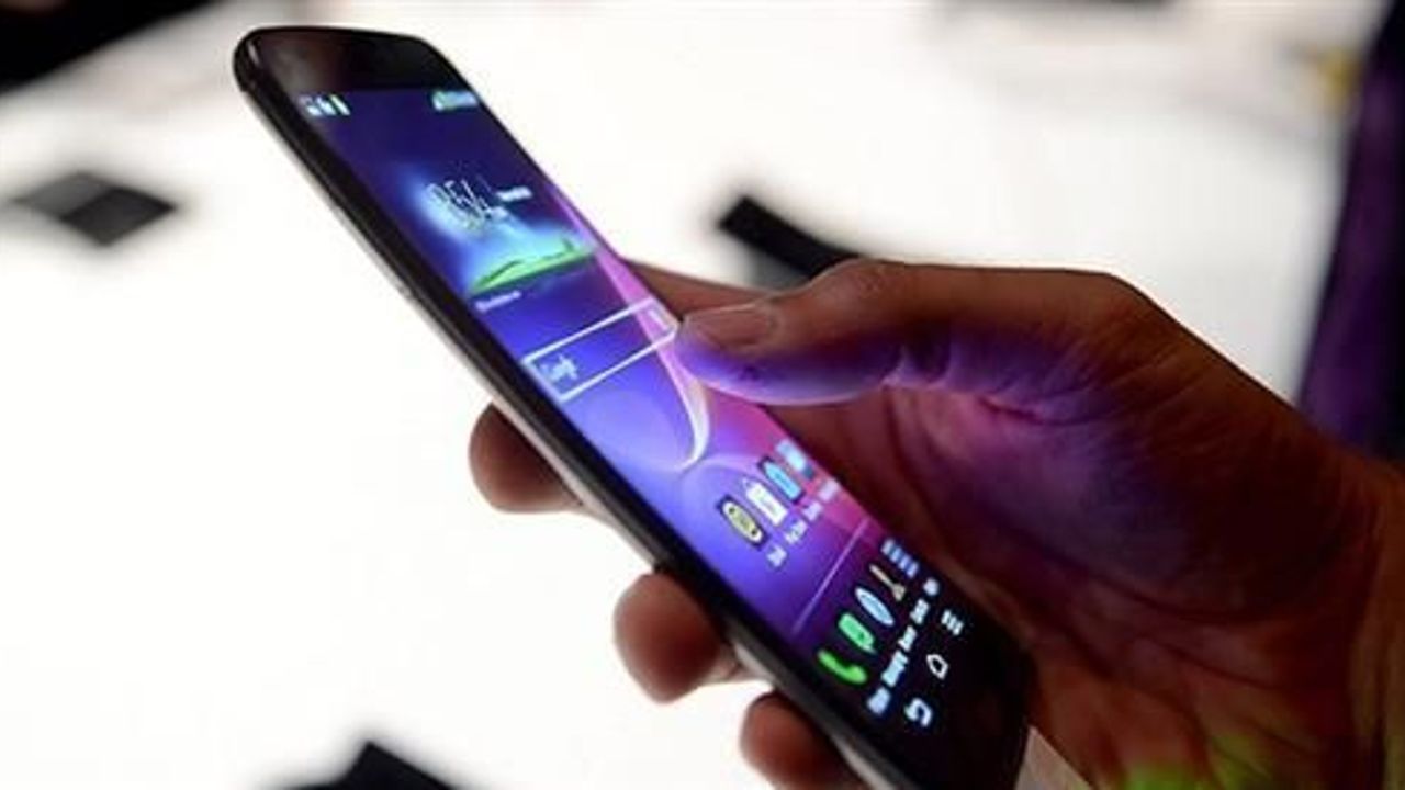 4G launch to hit expanding mobile market