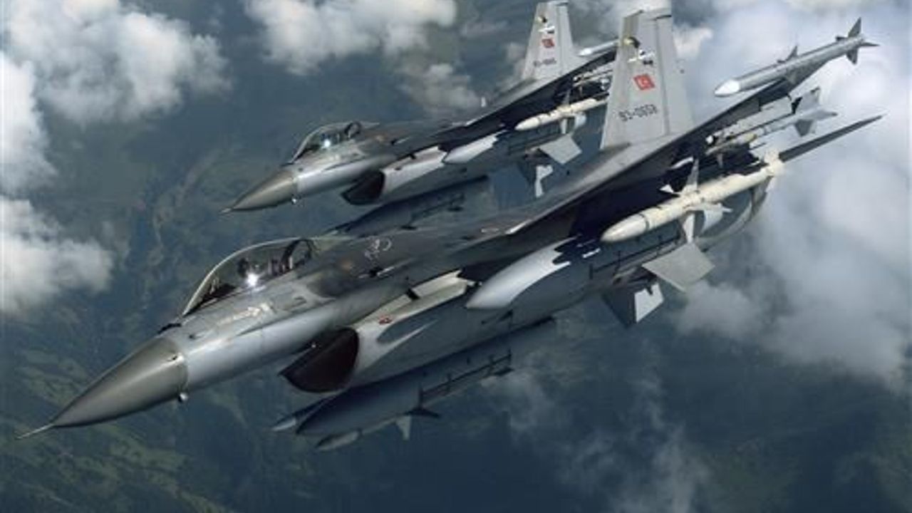 Turkey jets in cross-border operation against Daesh and PKK terror
