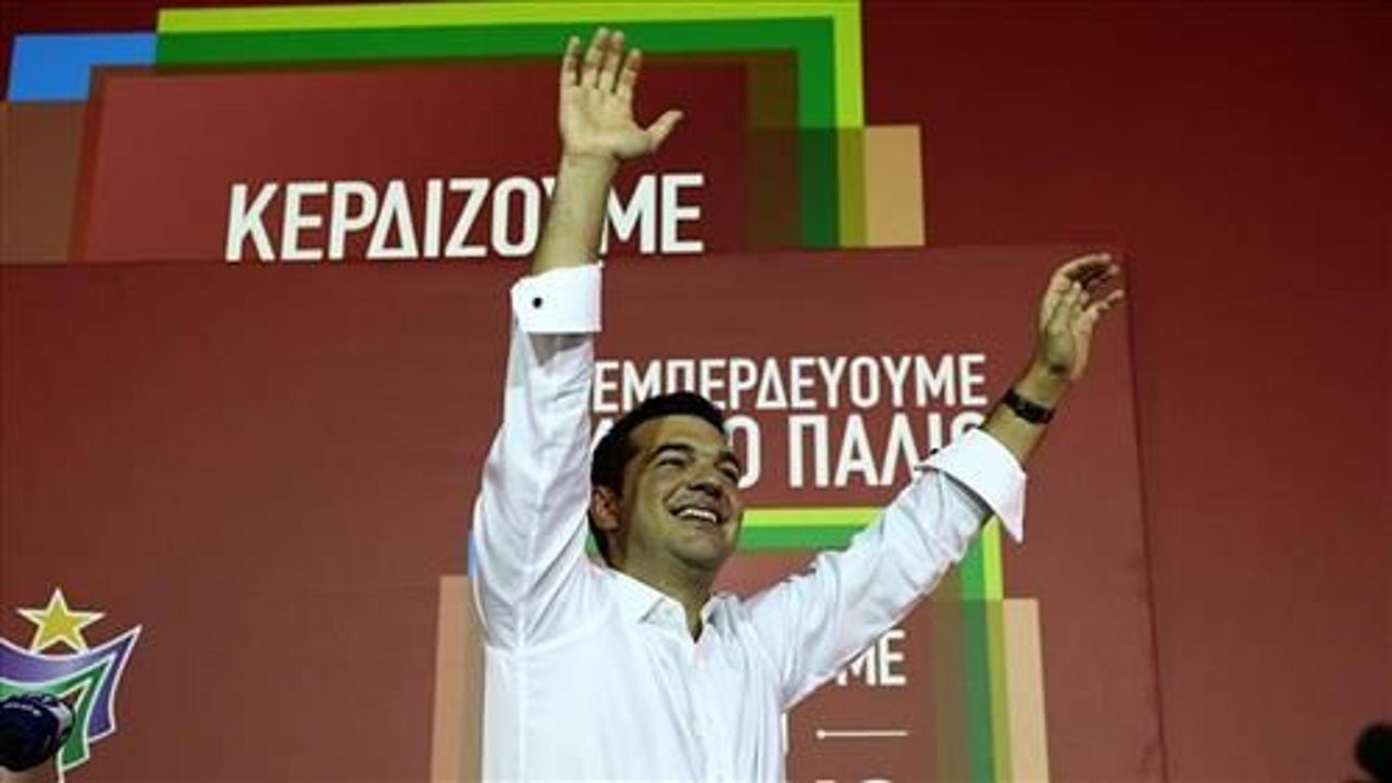 Tsipras on course for majority
