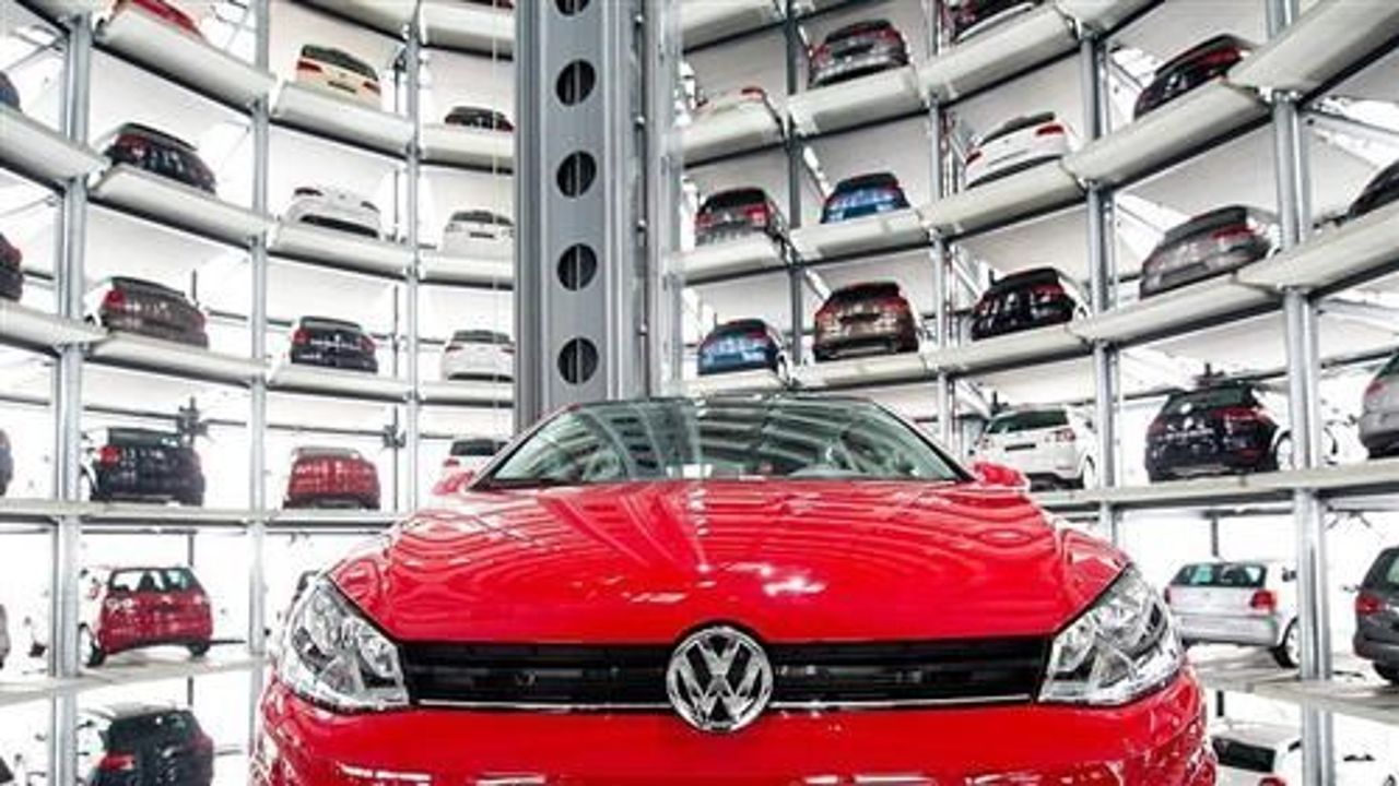 Volkswagen scandal concerns 11 million vehicles