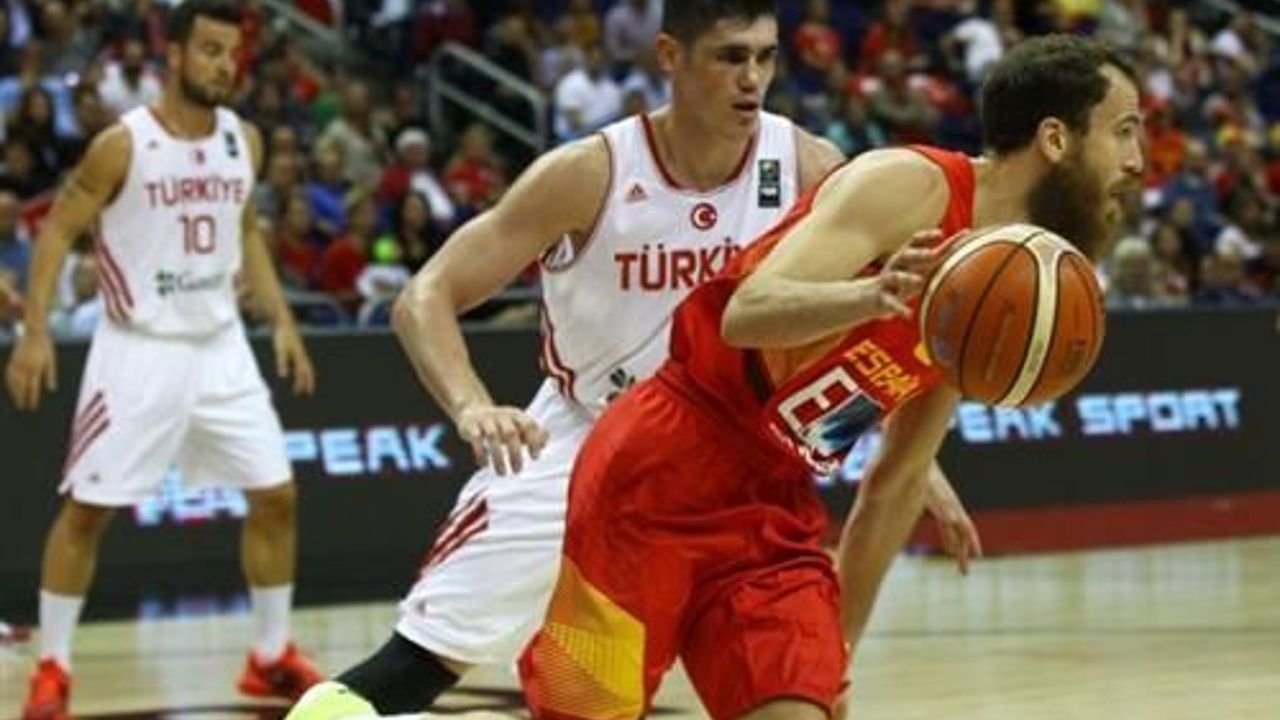 Spain beat Turkey in Euro Basketball 2015 group match
