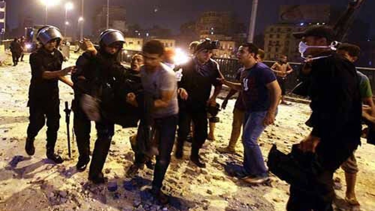 Seven killed, 261 wounded in Cairo clashes