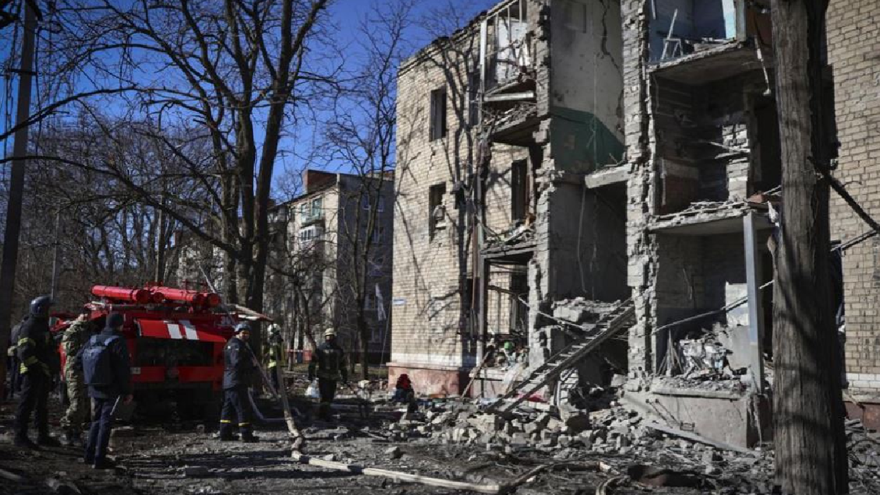 Russian missile kills one person, injures 3 in Kramatorsk