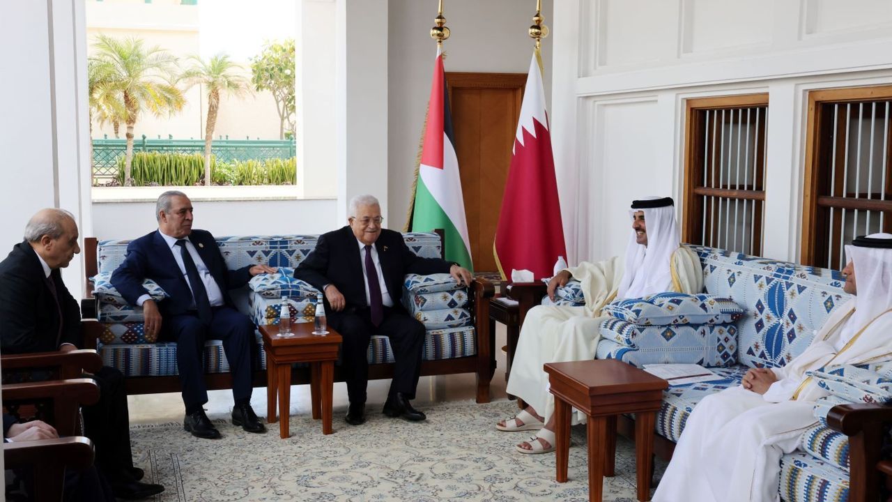Palestinian President Mahmoud Abbas to meet Qatar&#039;s emir