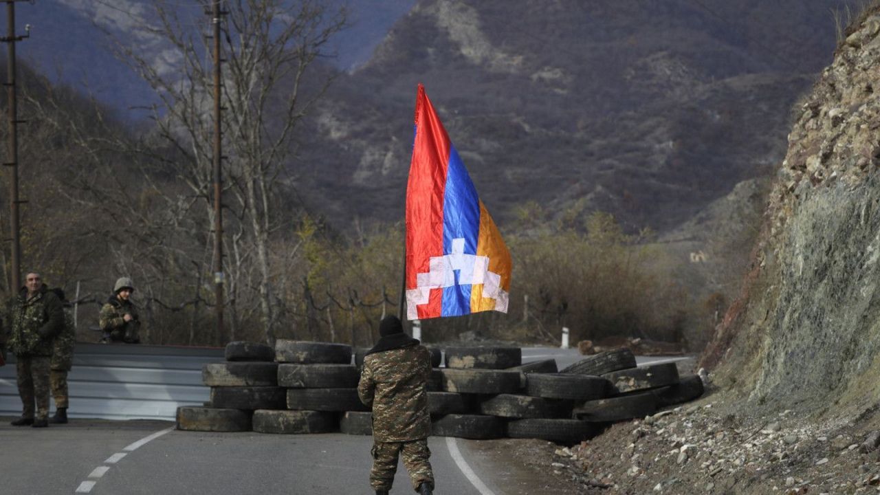 Armenia reports 4 soldiers killed in border clash with Azerbaijan