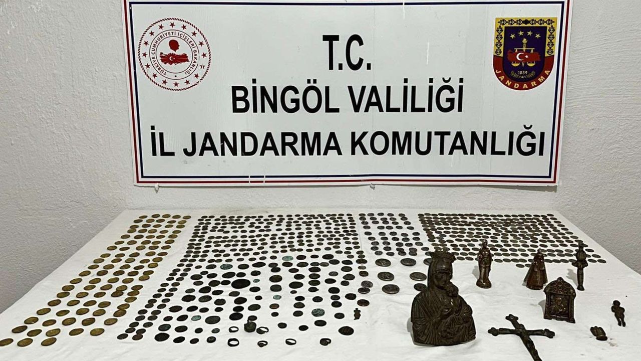 Major antiquities trafficking bust in Bingol yields over 700 historical artifacts