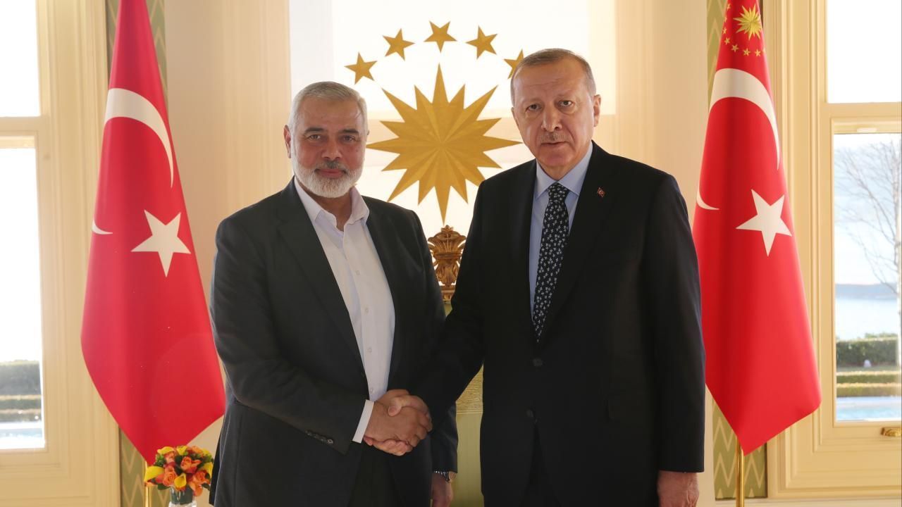 President Erdogan meets Palestinian leader Haniyeh in Istanbul