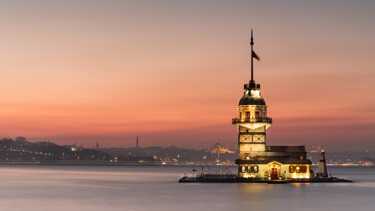 Istanbul&#039;s Maiden Tower temporarily closed for inspection