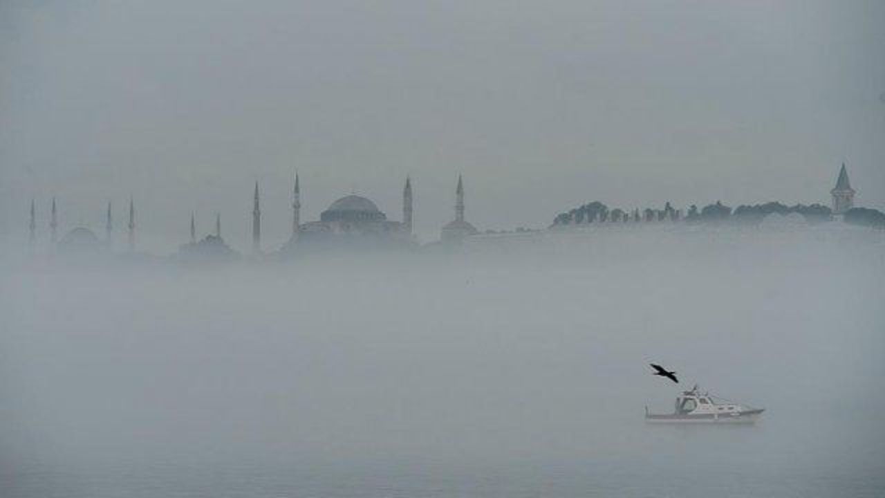 Heavy fog stops traffic in Istanbul’s Bosphorus strait