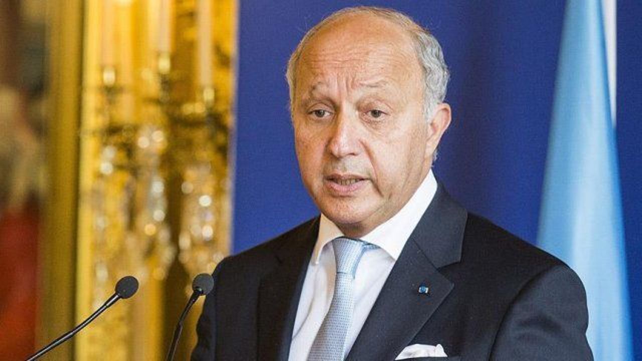 France blames Syrian regime, allies for Geneva talks suspension