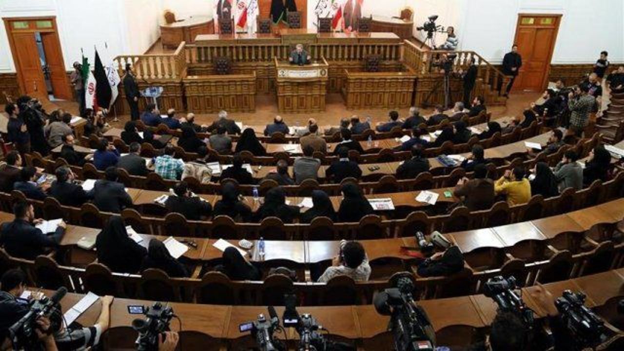 Iranian reformists eyeing more seats in parliament