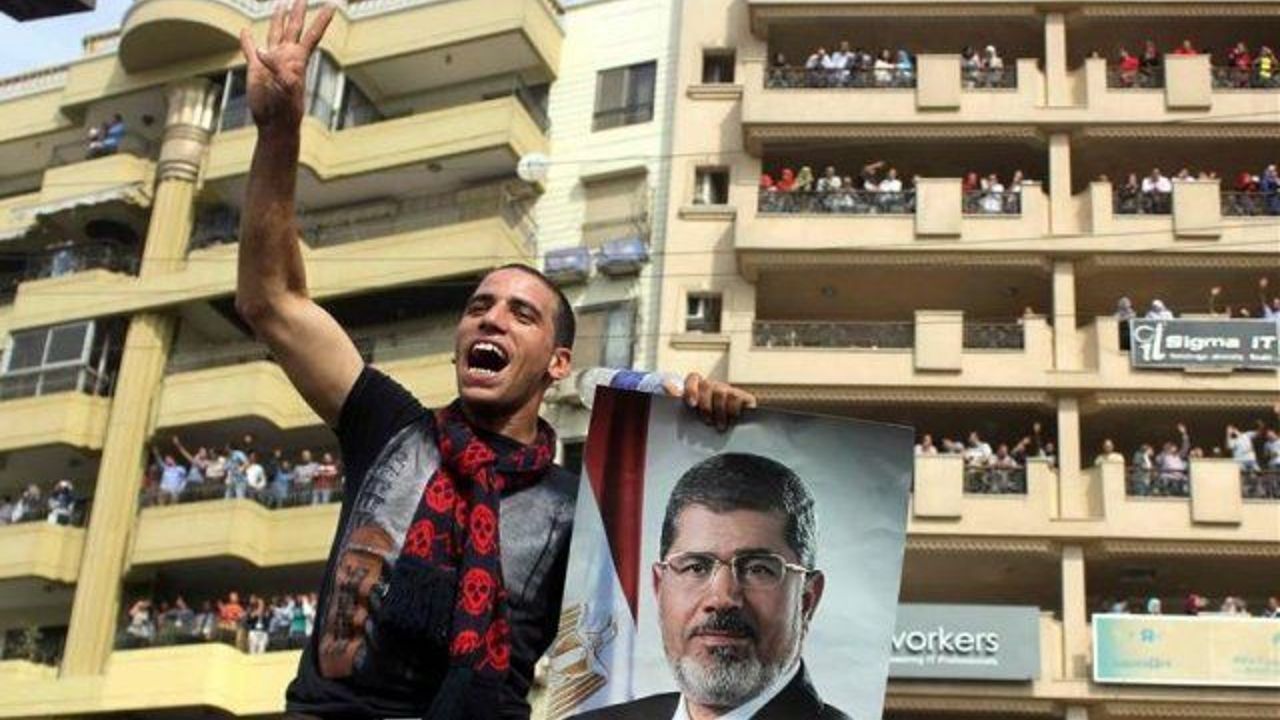 Egypt court sentences 76 more pro-Morsi supporters