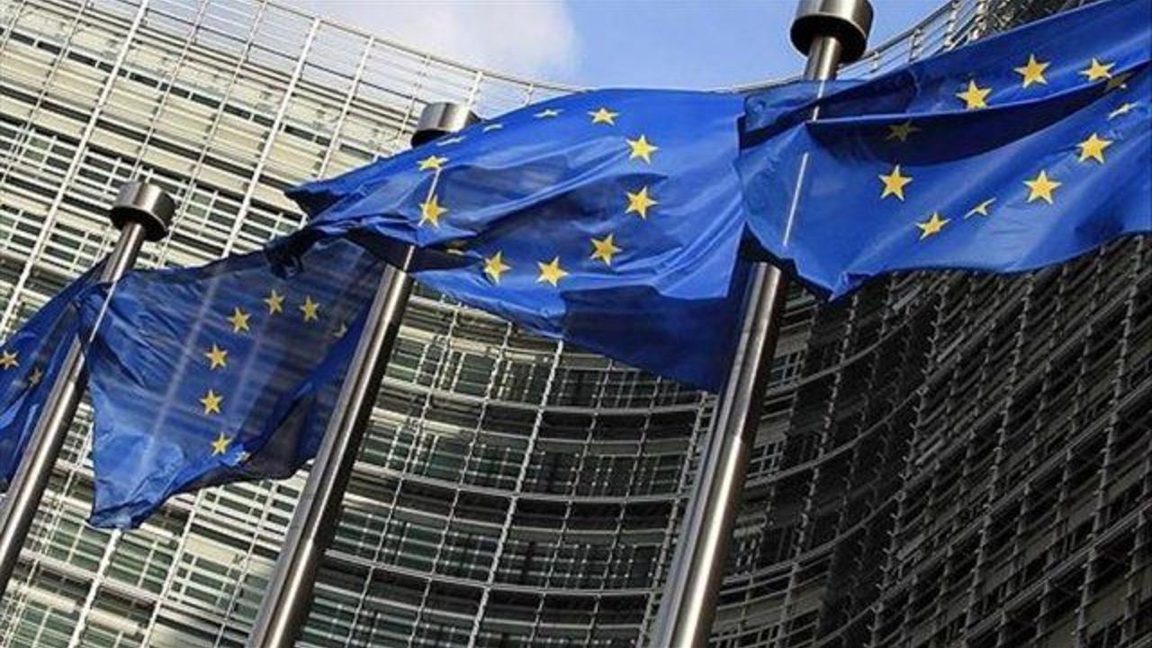 Kosovo takes crucial step towards EU