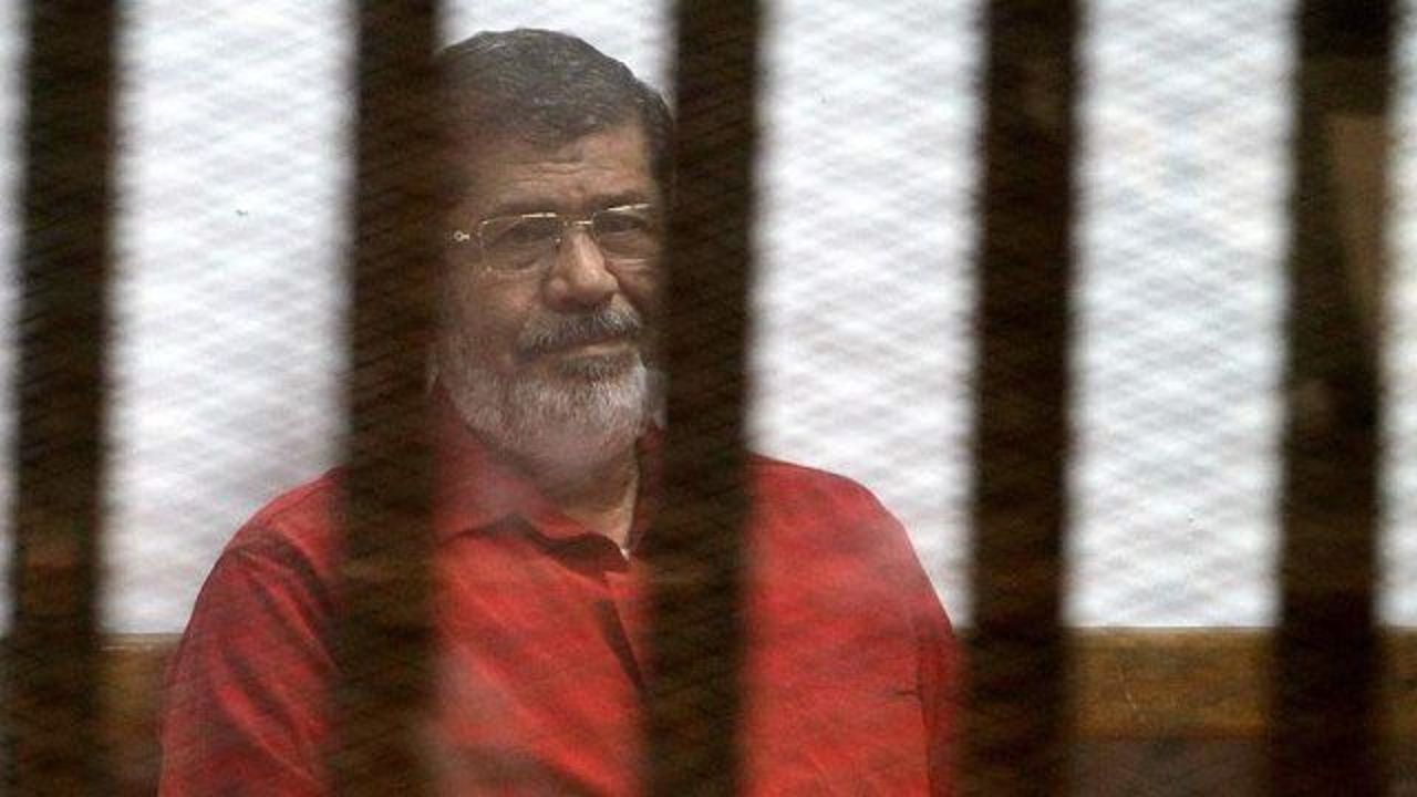Egypt court sentences Morsi to life in spy trial