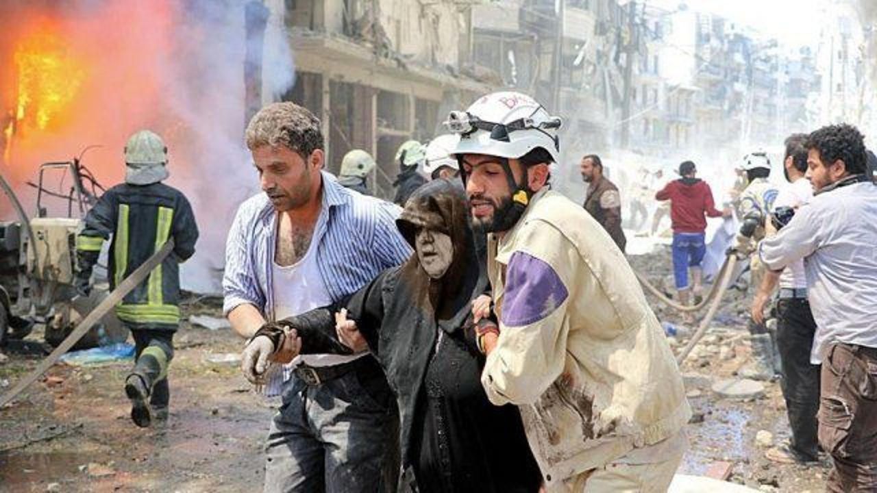 Killer Assad forces barrel bombs kill 15 in Aleppo