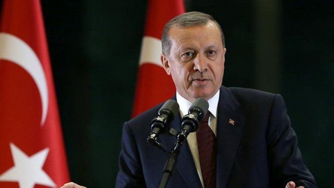 President Erdogan seeks &#039;honorable&#039; treatment for refugees
