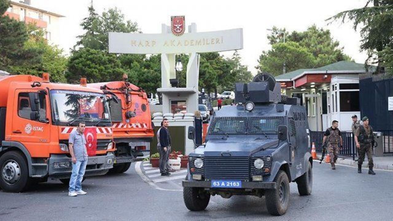 42 war college staff arrested in Istanbul over coup bid