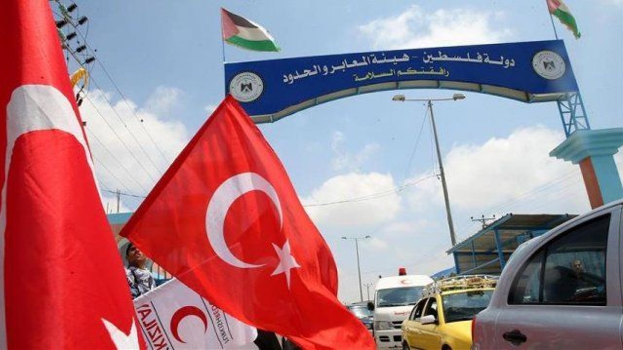 First Turkish aid-laden truck enters Gaza