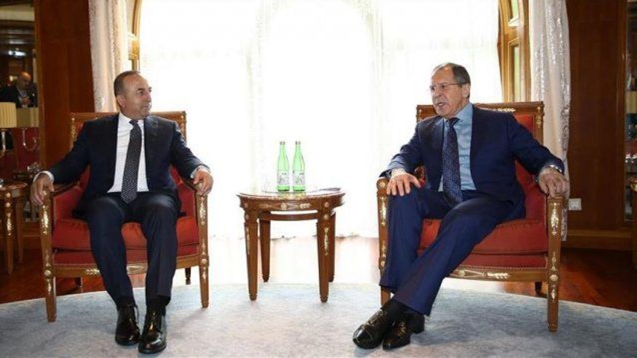 Turkish, Russian top diplomats meet in Sochi