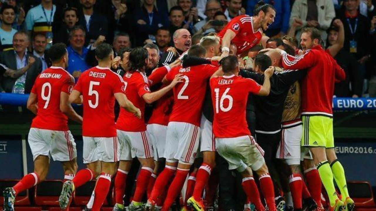 Wales beat Belgium, makes history