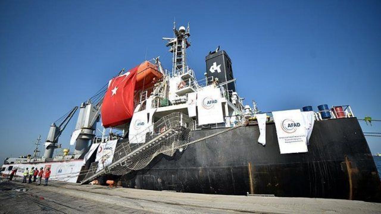 Turkish humanitarian aid ship leaves for East Africa
