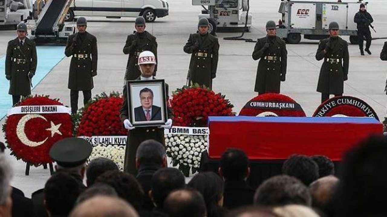 State ceremony held for assassinated Russian envoy
