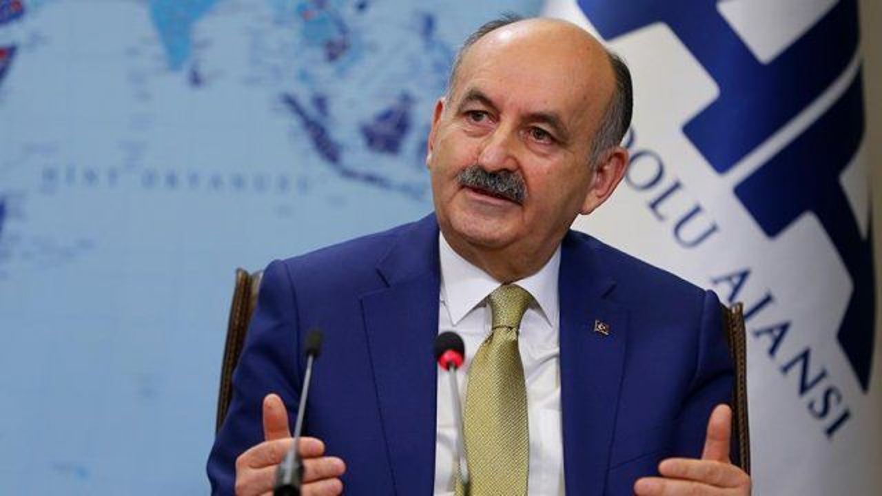 Turkish minister lashes out Fitch rating downgrade