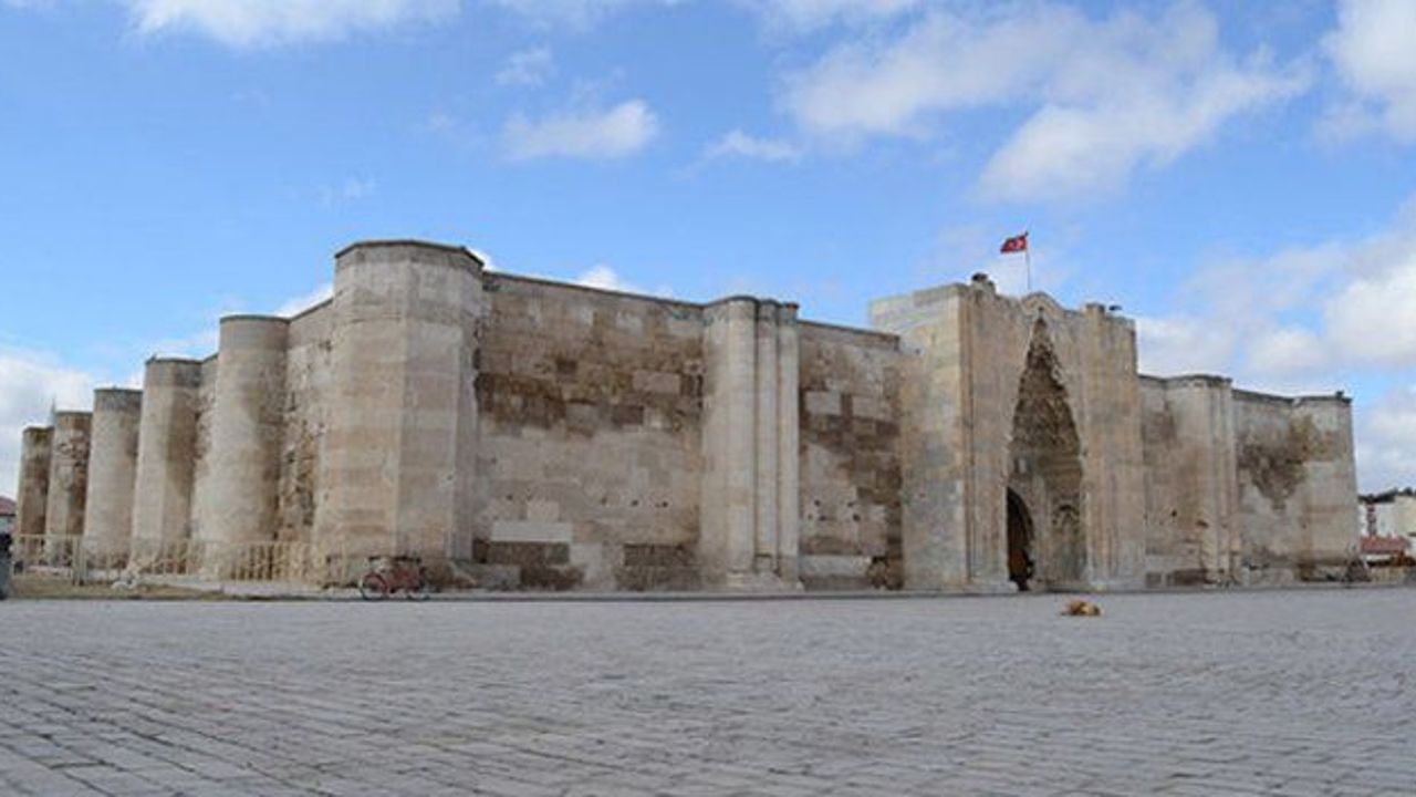 Anatolia’s biggest caravanserai to be restored