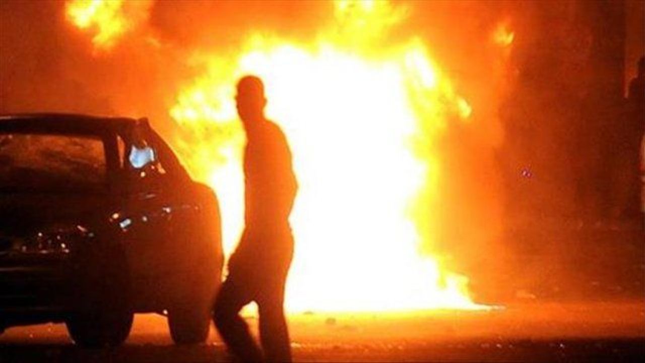 Turkish journalist&#039;s car set ablaze in Greece