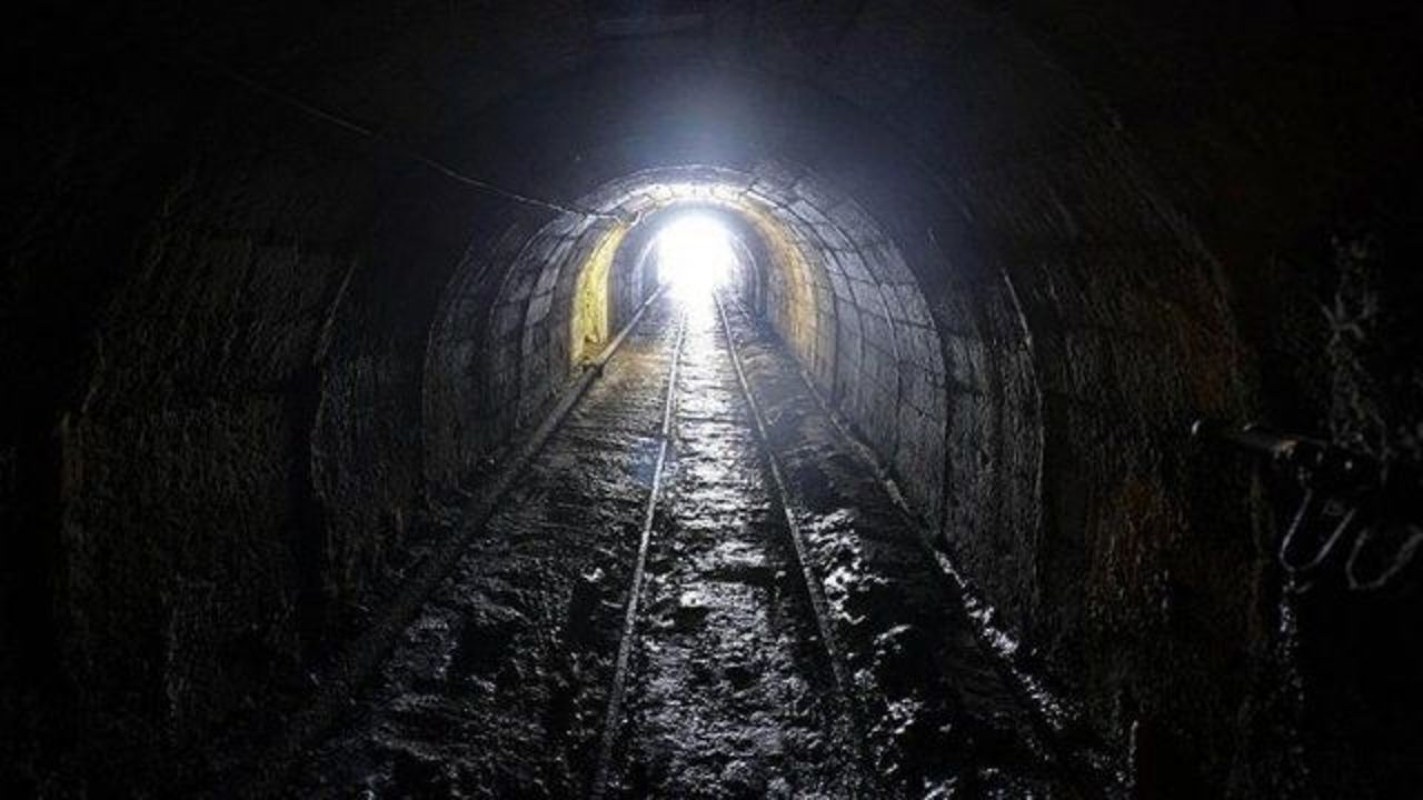 35 dead in Iran coal mine blast