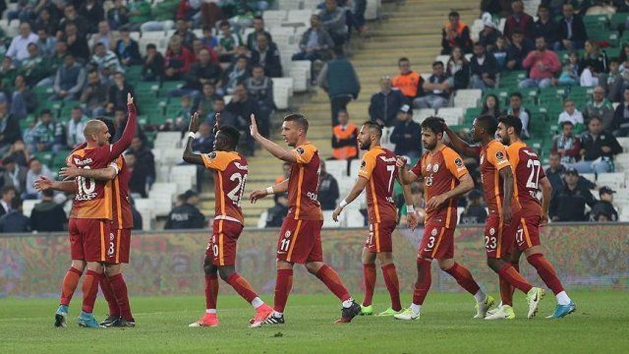 Galatasaray trash Bursaspor 5-0