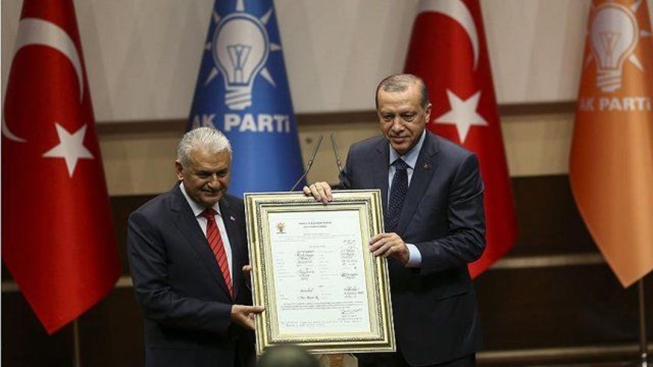 President Erdogan rejoins ruling AK Party
