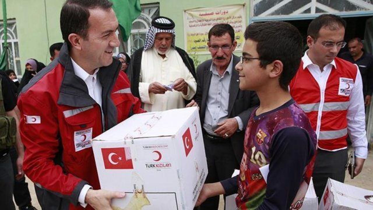 Turkish Red Crescent resumes aid activities in Mosul