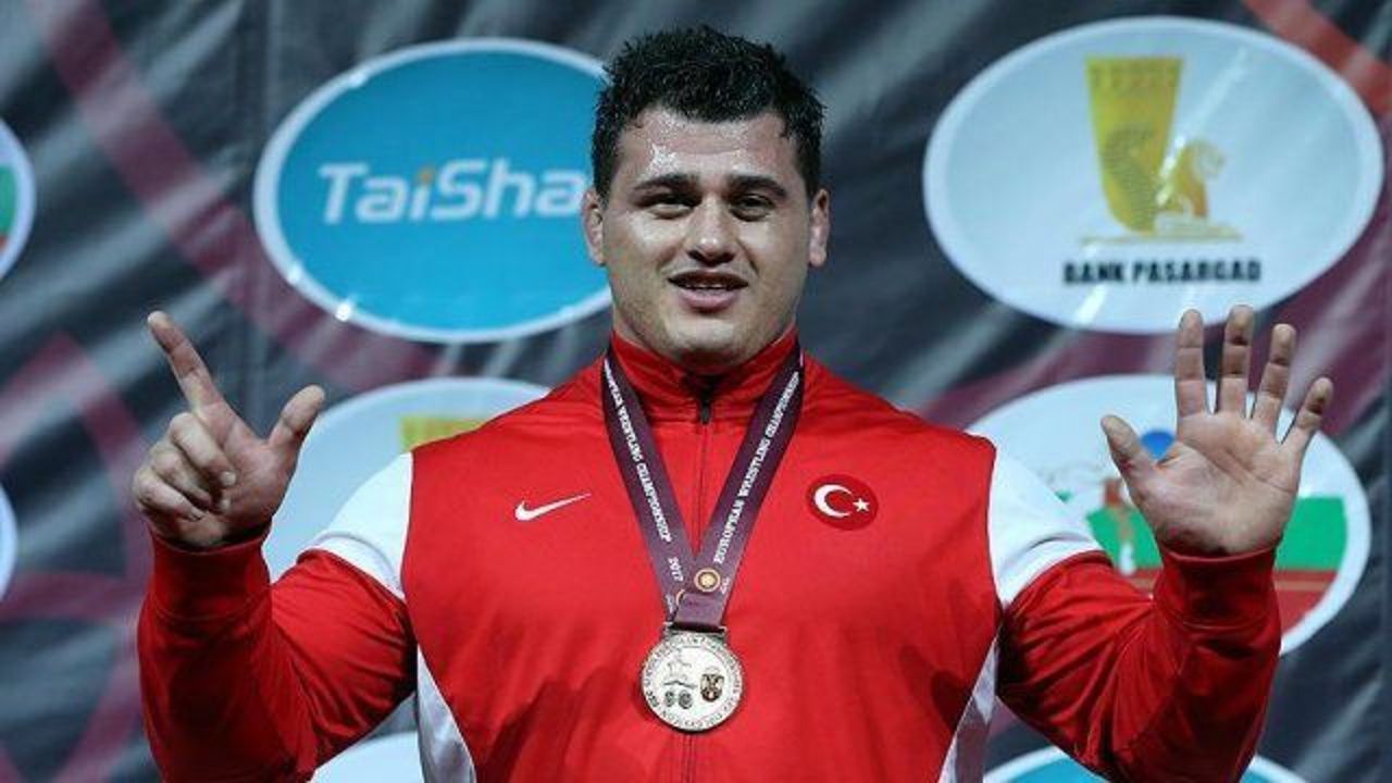 Turkish wrestler wins gold in European championship